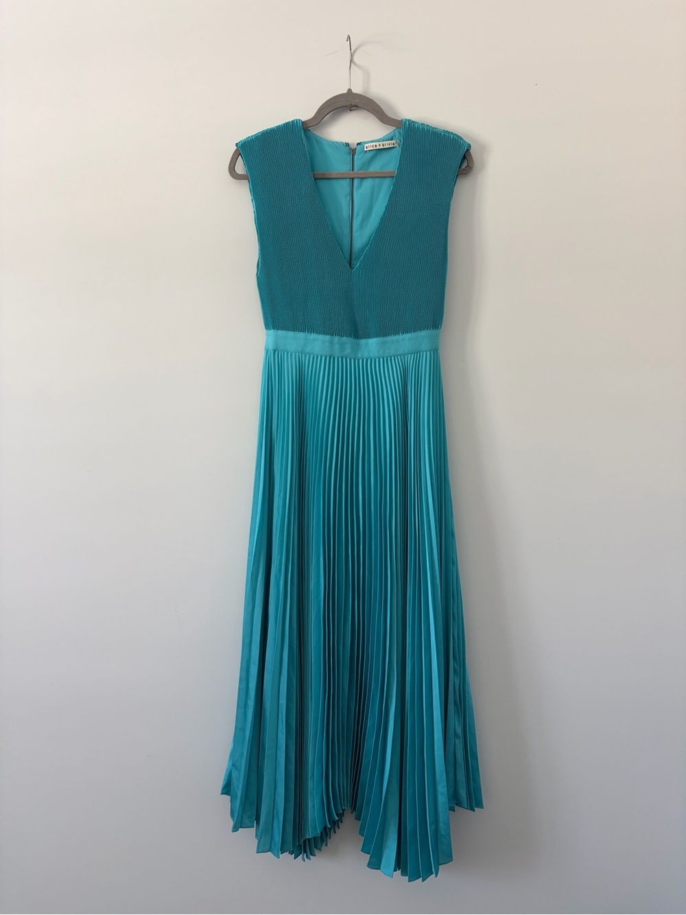 Alice + Olivia Joleen V Neck Pleated Skirt Handkerchief Tea Length Teal Blue